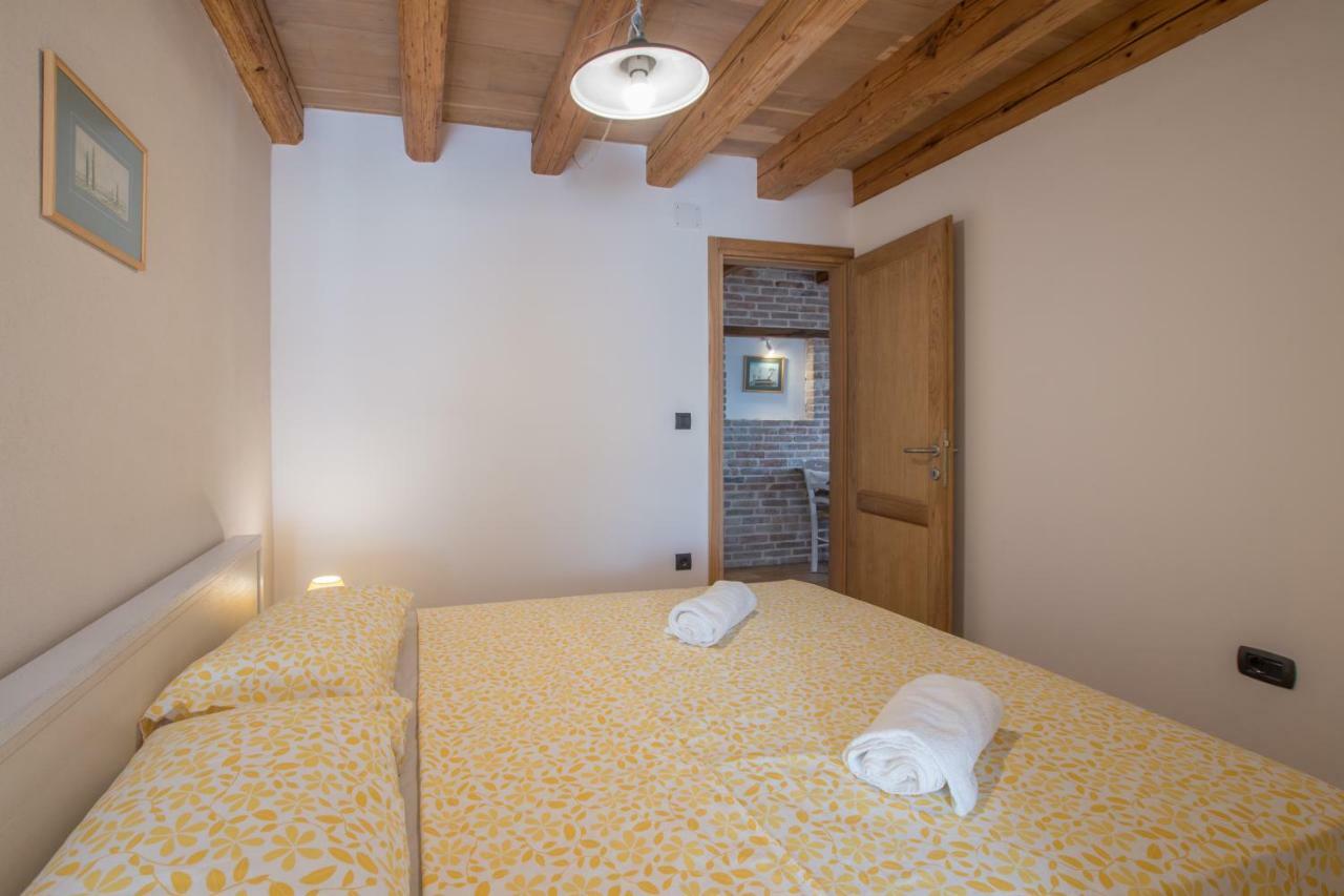 Lana House With Apartments Petrovija 외부 사진