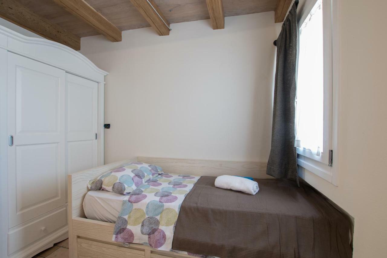 Lana House With Apartments Petrovija 외부 사진