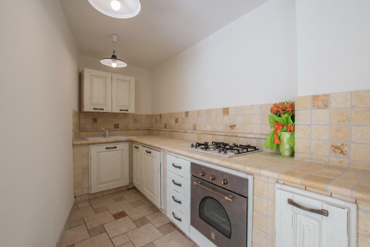 Lana House With Apartments Petrovija 외부 사진