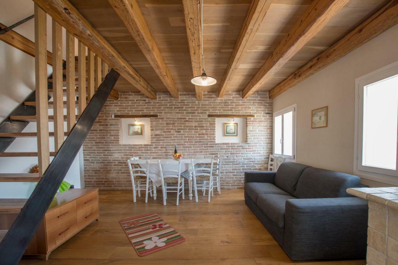 Lana House With Apartments Petrovija 외부 사진