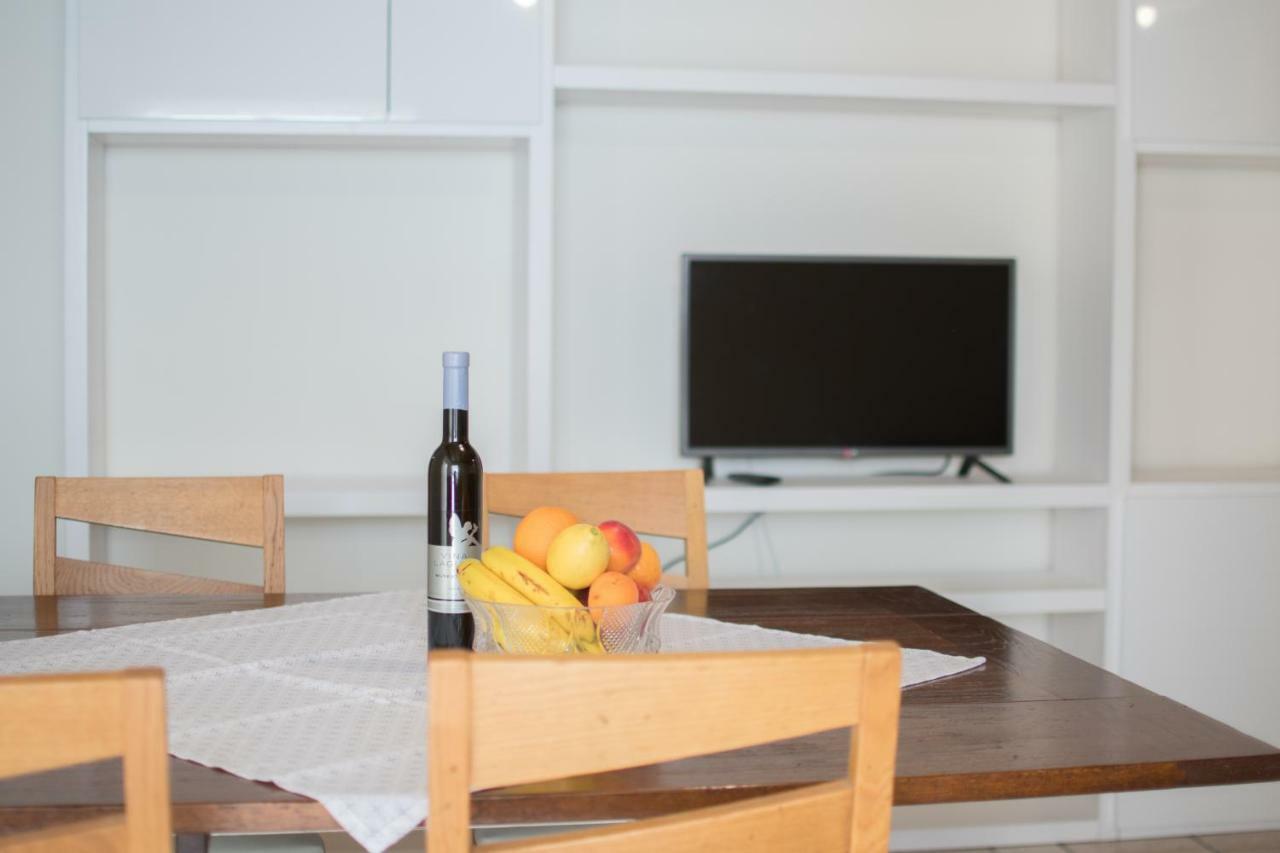 Lana House With Apartments Petrovija 외부 사진