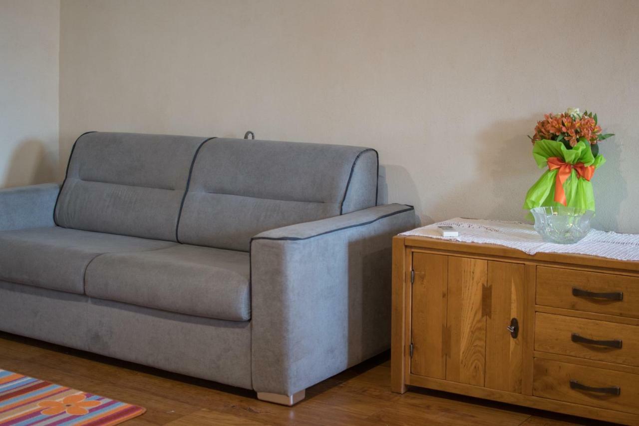 Lana House With Apartments Petrovija 외부 사진